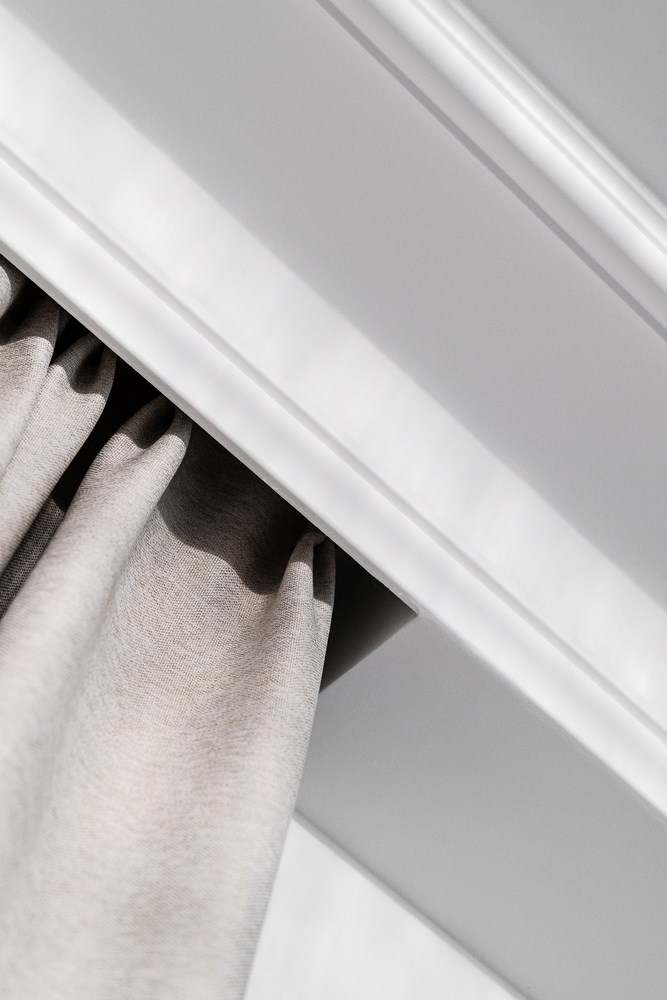 Jan-Drew nowoczesna biała sypialnia