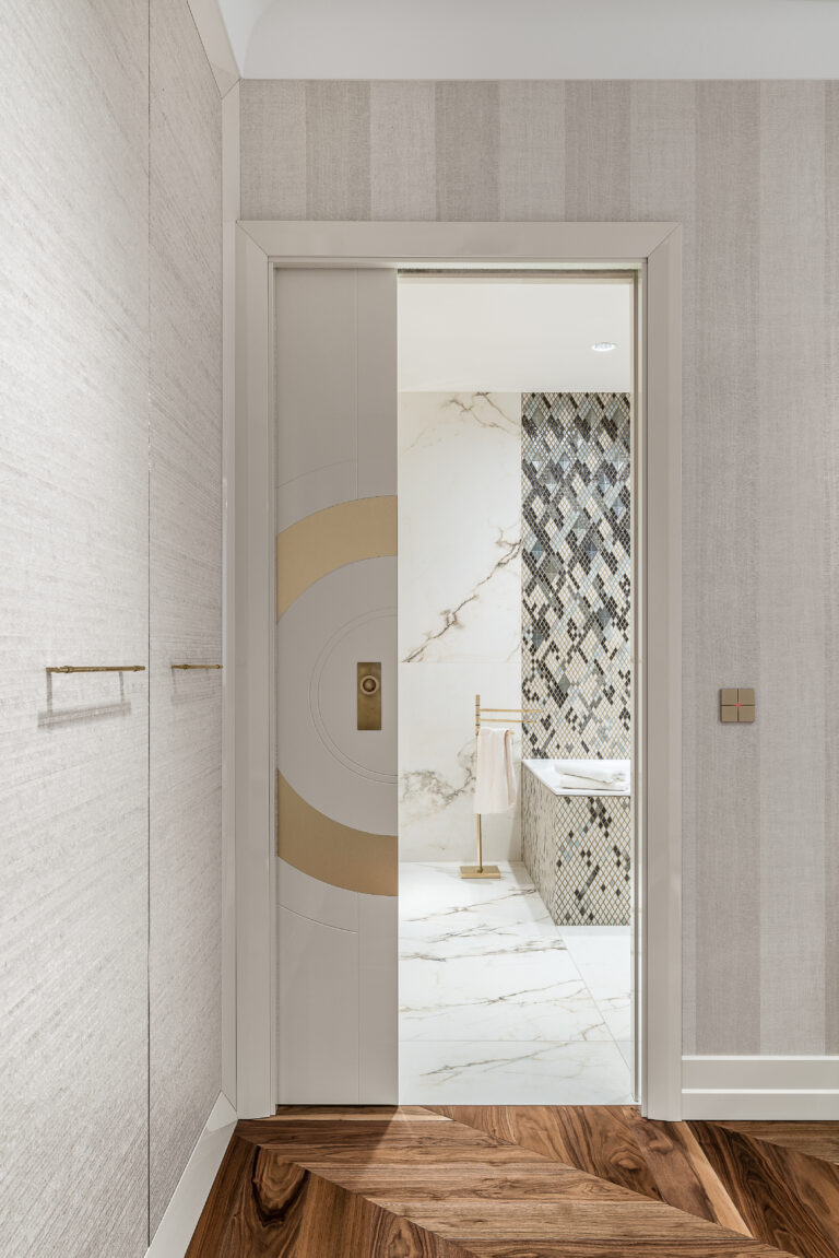 Jan-Drew nowoczesna biała łazienka